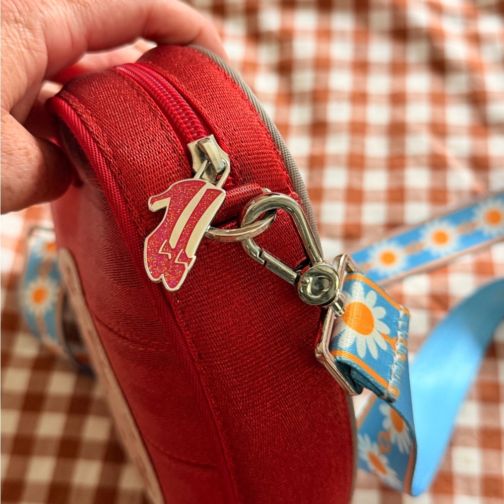 NWOT Harvey’s Wizard of Oz Tin Man Sweetheart Bag - Picture 3 of 6